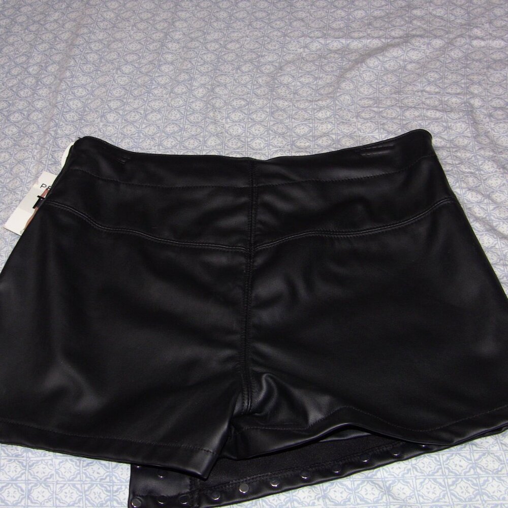 Telepatia Black Pleather Studded Skort - NWT - size M - Picture 2 of 11
